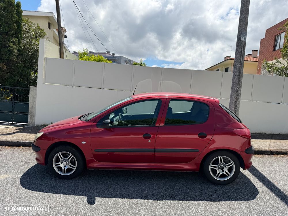 Peugeot 206 1.1 XR - 2