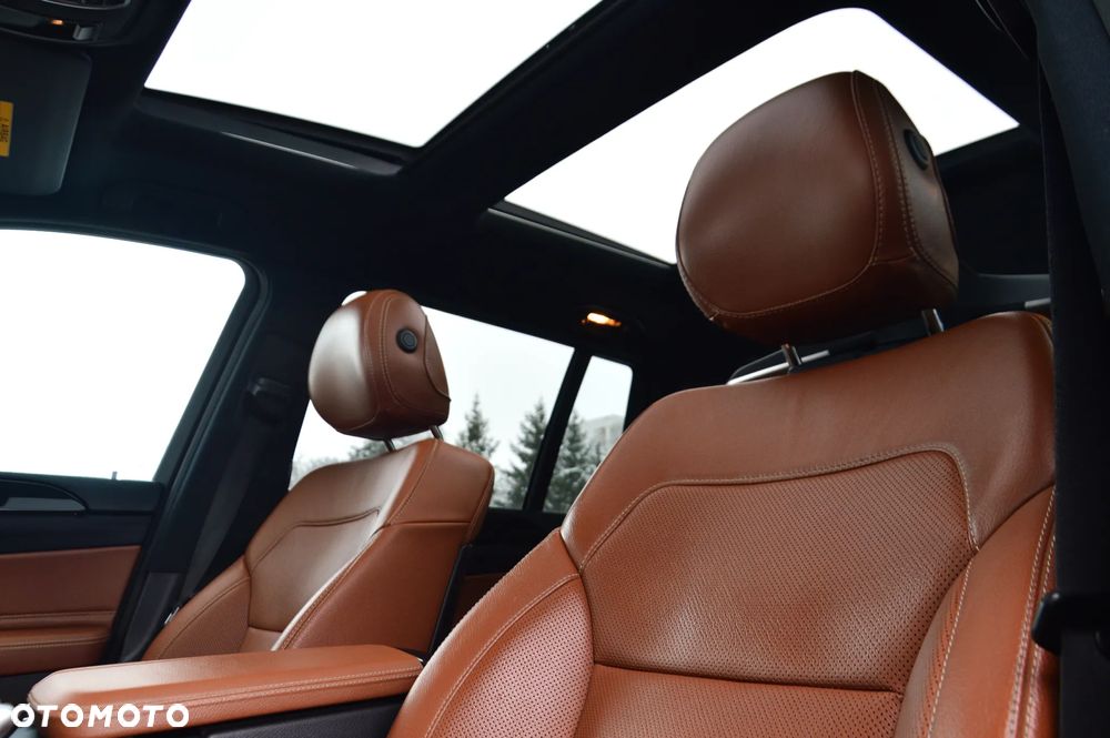 Mercedes-Benz GLS 350 d 4-Matic - 17