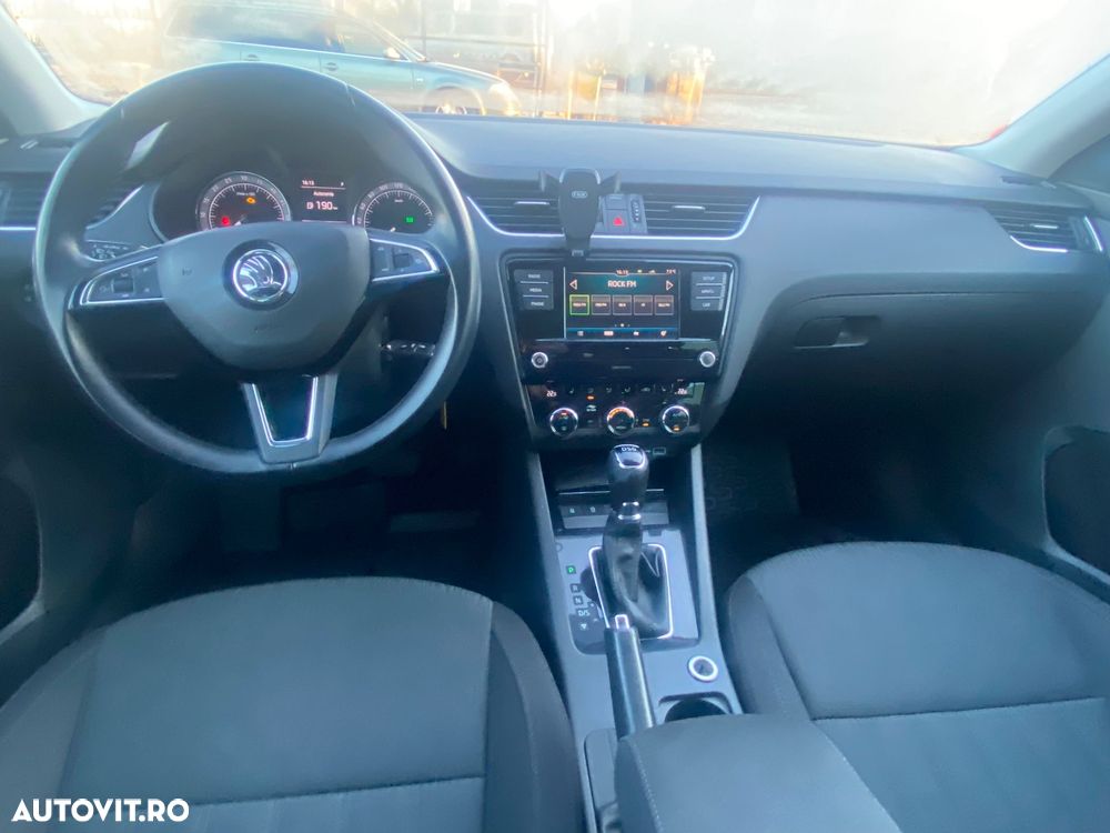 Skoda Octavia 2.0 TDI DSG Style - 15