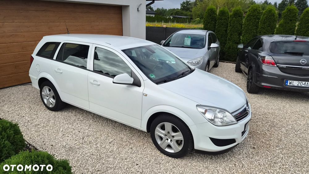 Opel Astra 1.8 Innovation - 8