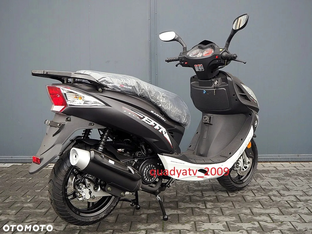Barton Falcon - 11