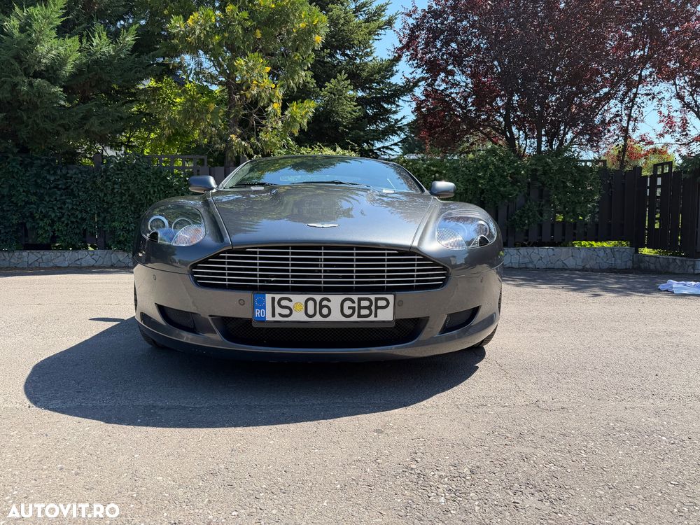 Aston Martin DB9 - 6