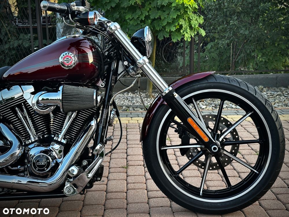 Harley-Davidson FXSB Breakout - 11