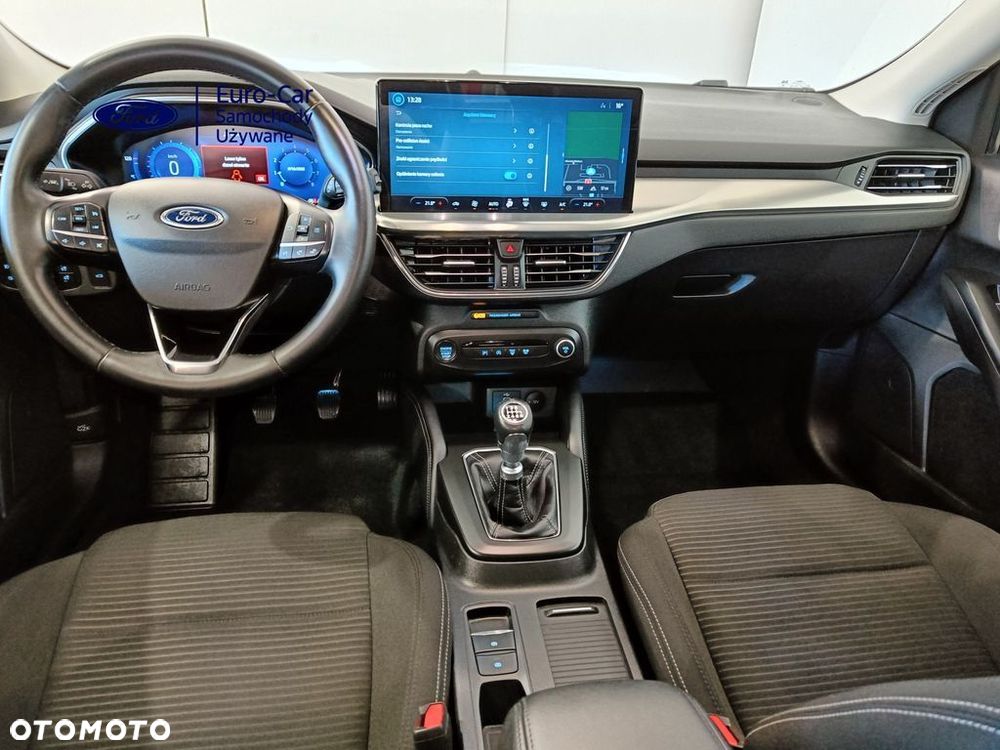 Ford Focus 1.0 EcoBoost Titanium X - 9