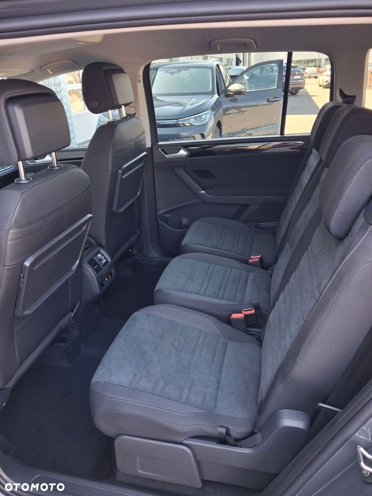 Volkswagen Touran 1.5 TSI EVO Highline DSG - 13