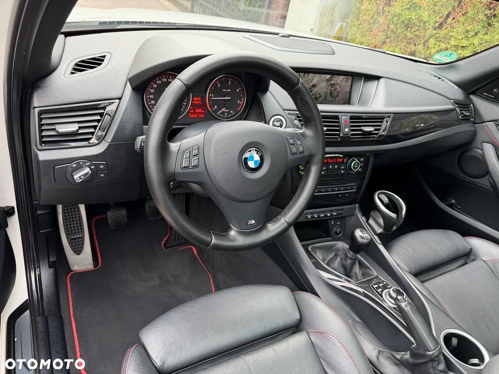 BMW X1 xDrive20d Sport Line - 8
