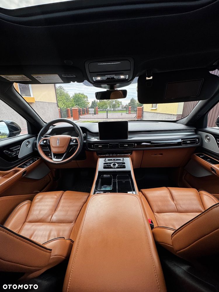 Lincoln Aviator - 11