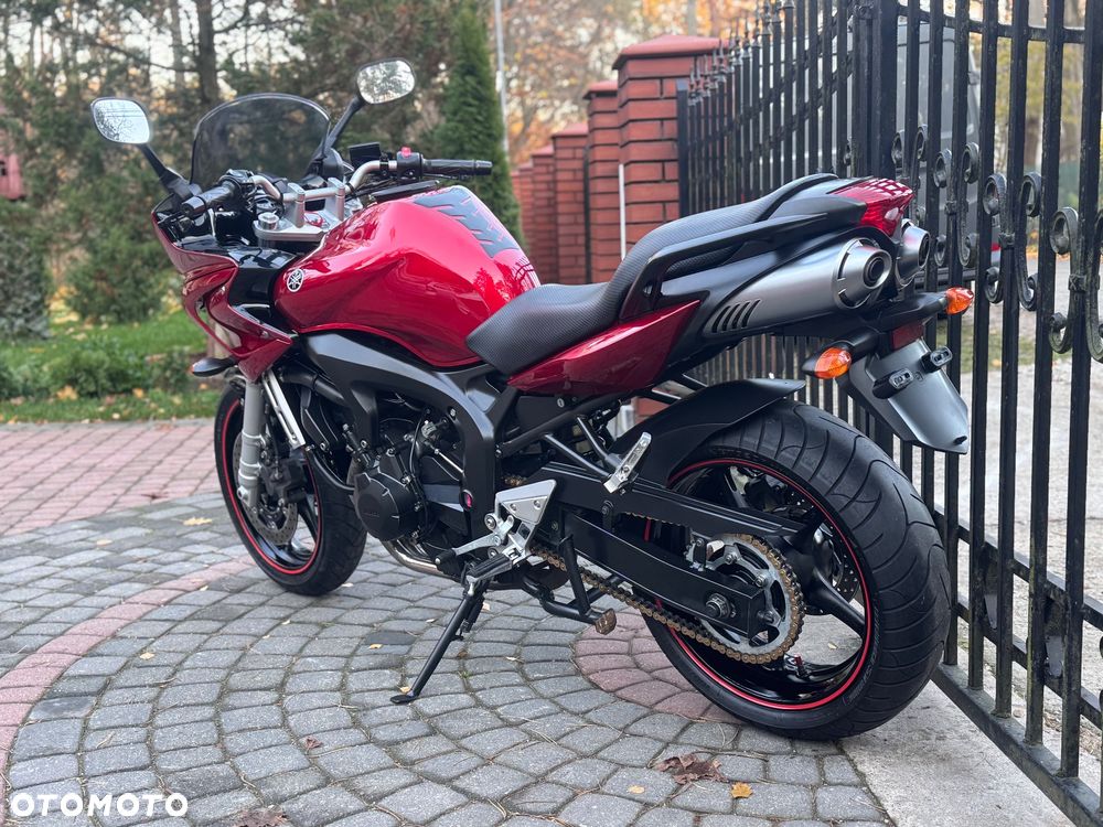 Yamaha FZ6 - 8
