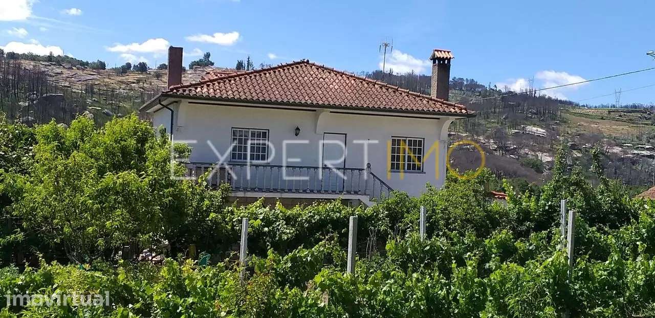 Casa de Habitação e Terreno Amplo em Localização Rural - Grande imagem: 2/25