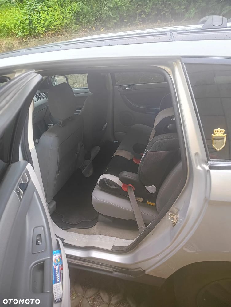 Chrysler Pacifica - 4