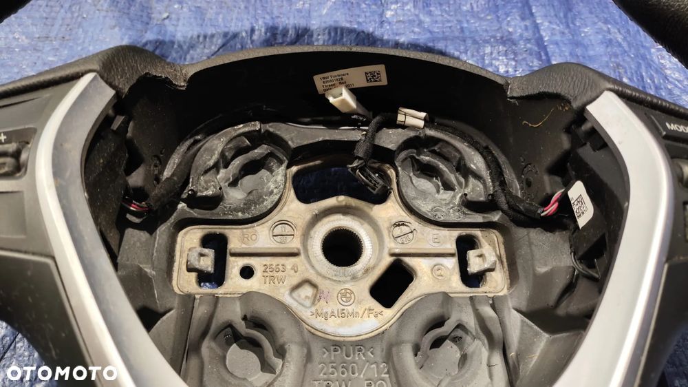 KIEROWNICA SPORT CZERWONA NIĆ CZARNA SKÓRA KOMPLETNA PODUSZKA AIRBAG 6796397 6791332 ORYGINAŁ BARDZO ŁADNA BMW F20 F21 F22 F23 F30 F31 F32 F33 F34 F36 - 8