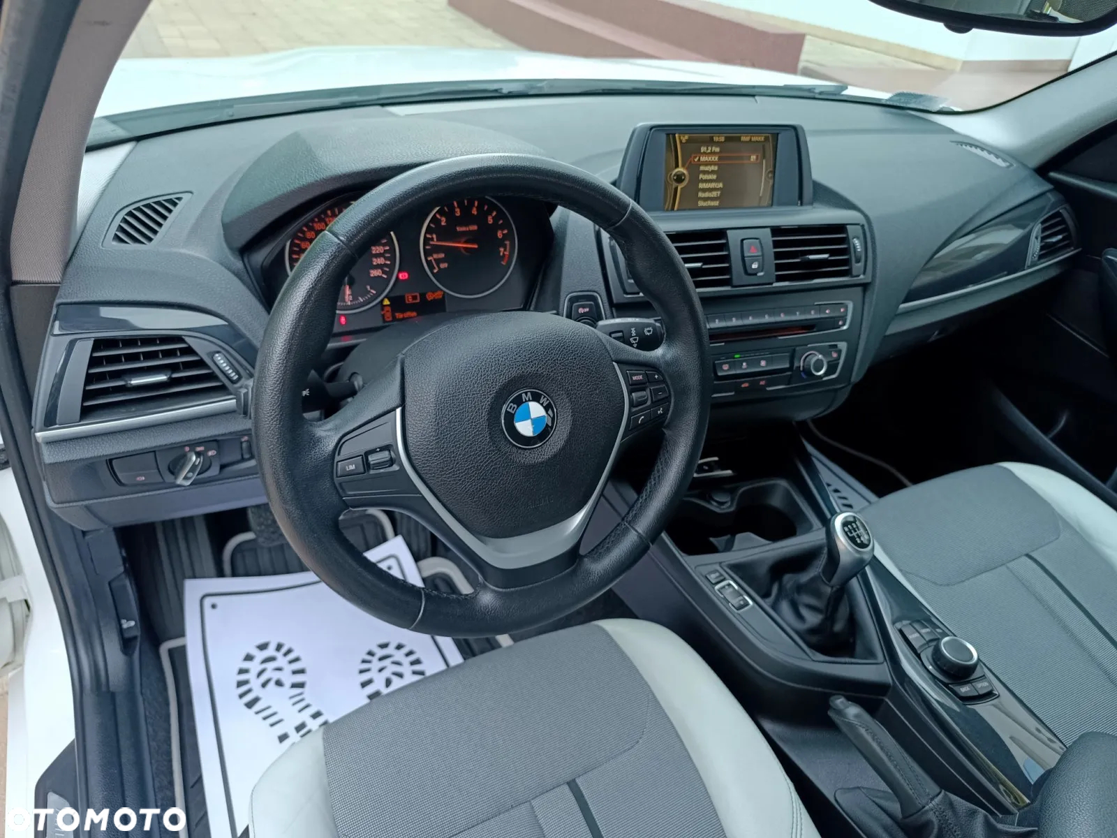 BMW Seria 1 116i Urban Line - 25