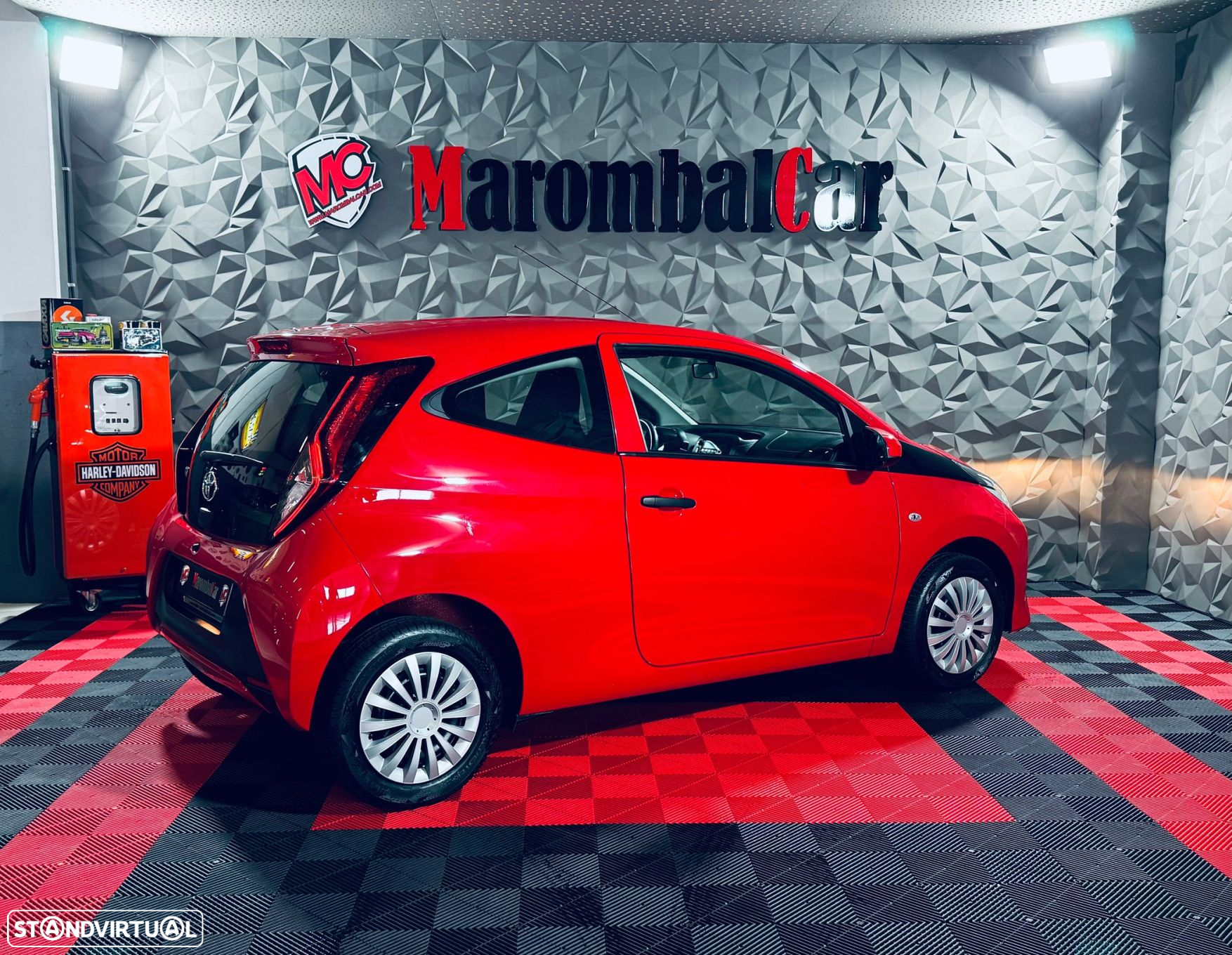 Toyota Aygo 1.0 X-Play Plus - 9