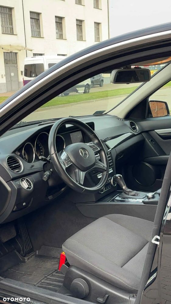 Mercedes-Benz Klasa C - 23
