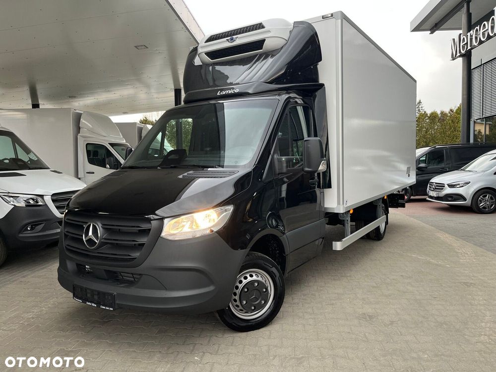 Mercedes-Benz SprinterSprinter - 1