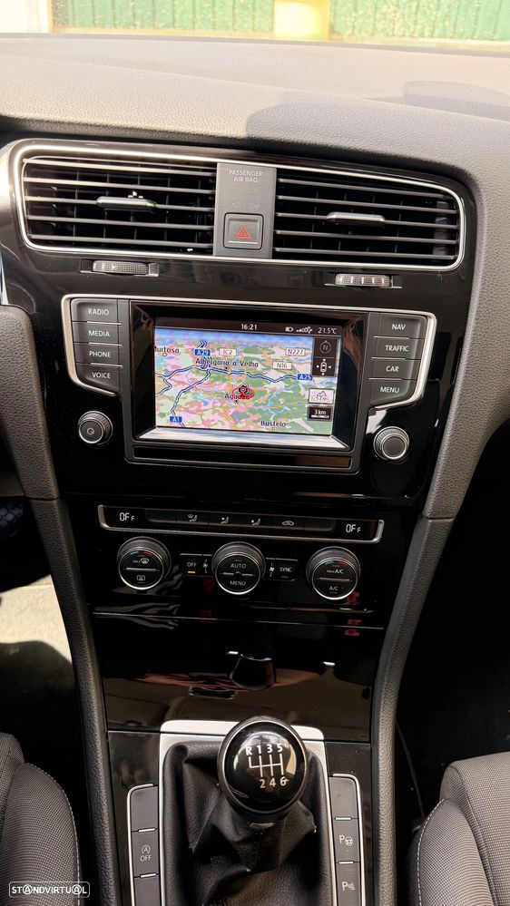 VW Golf Variant 2.0 TDi Highline - 8