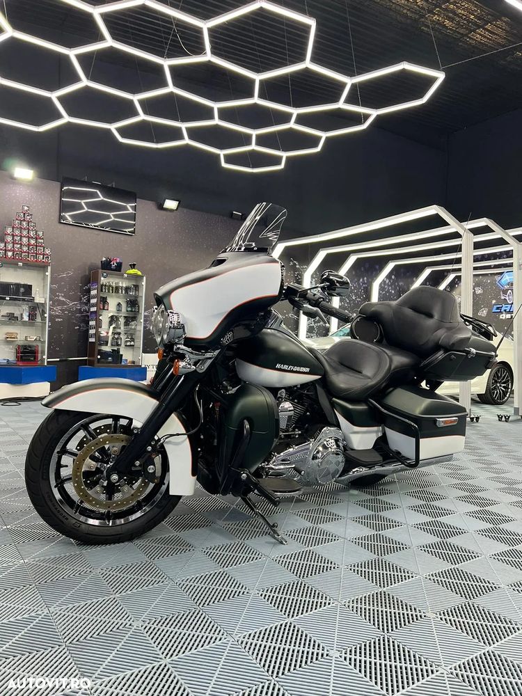 Harley-Davidson Electra Glide Ultra Limited - 10