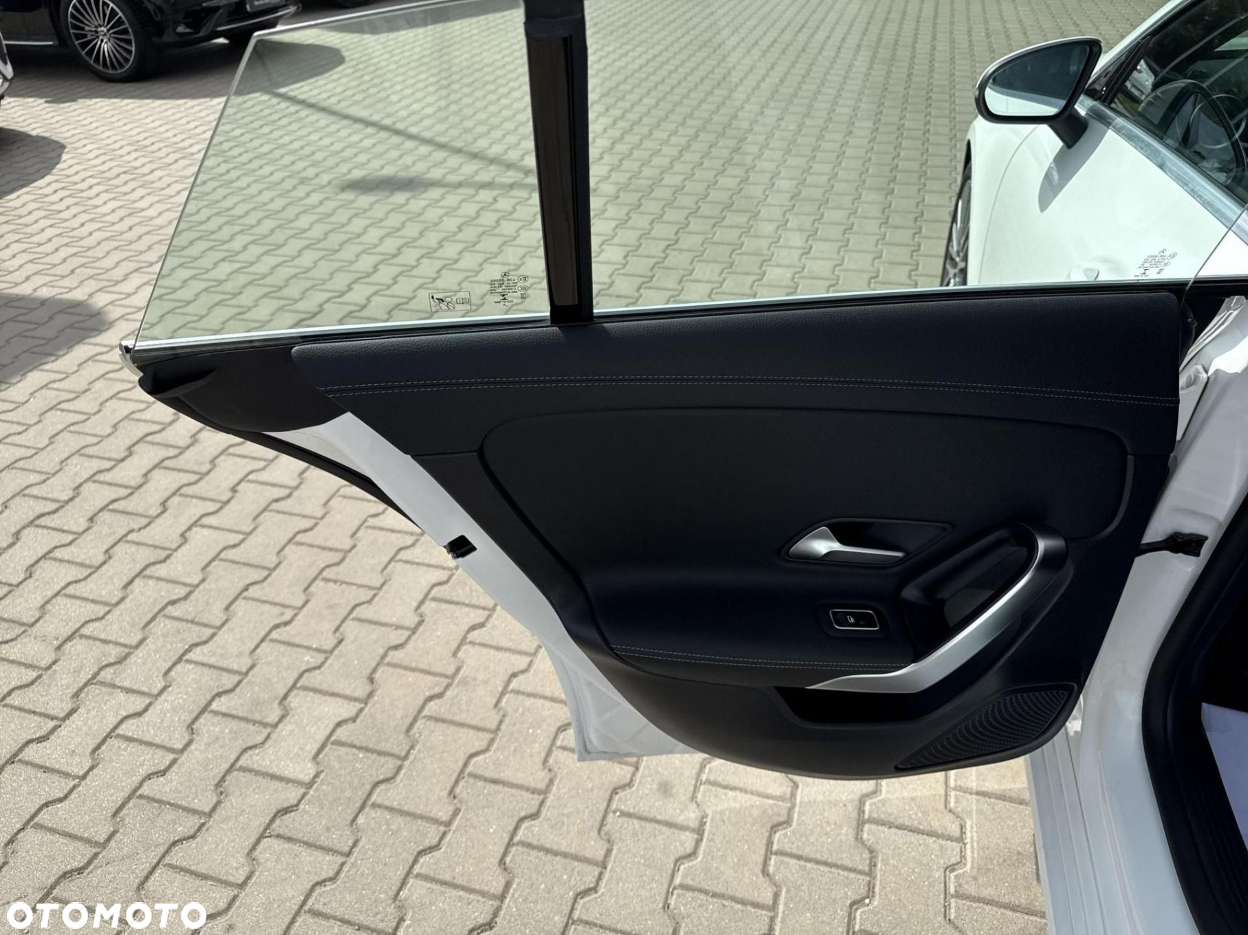 Mercedes-Benz CLA - 14