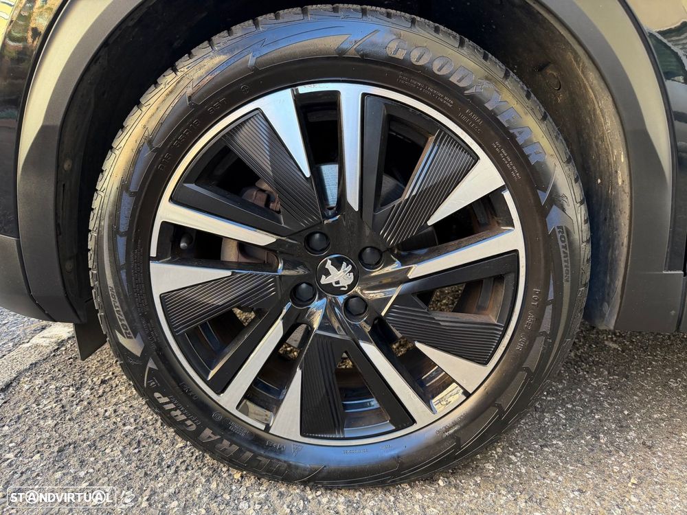 Peugeot e-2008 50 kWh Allure - 15