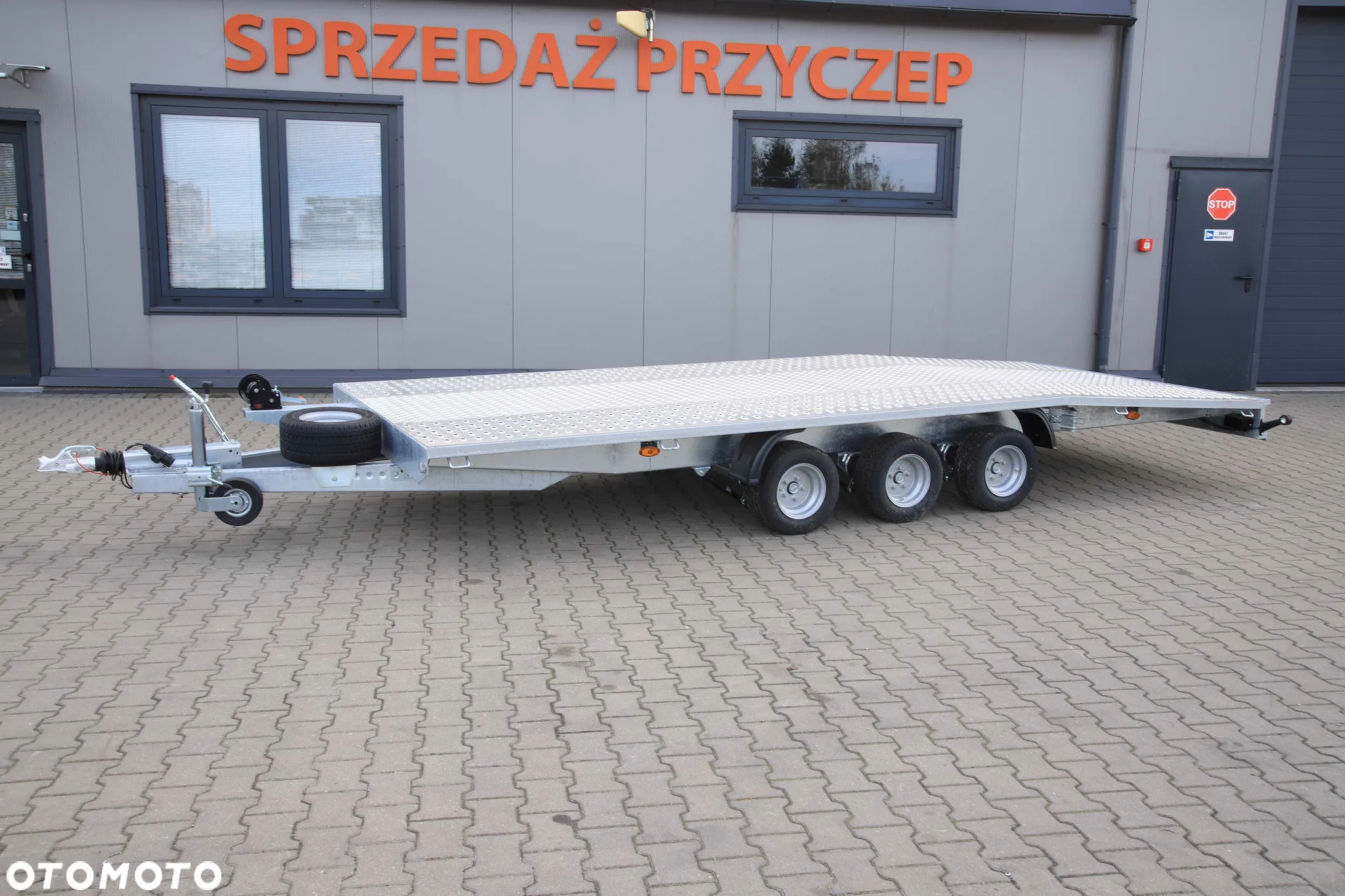 Niewiadów Jupiter 5x2.1+alu ryfel 3 osie DMC 3500 kg Koła 195R10C - 6