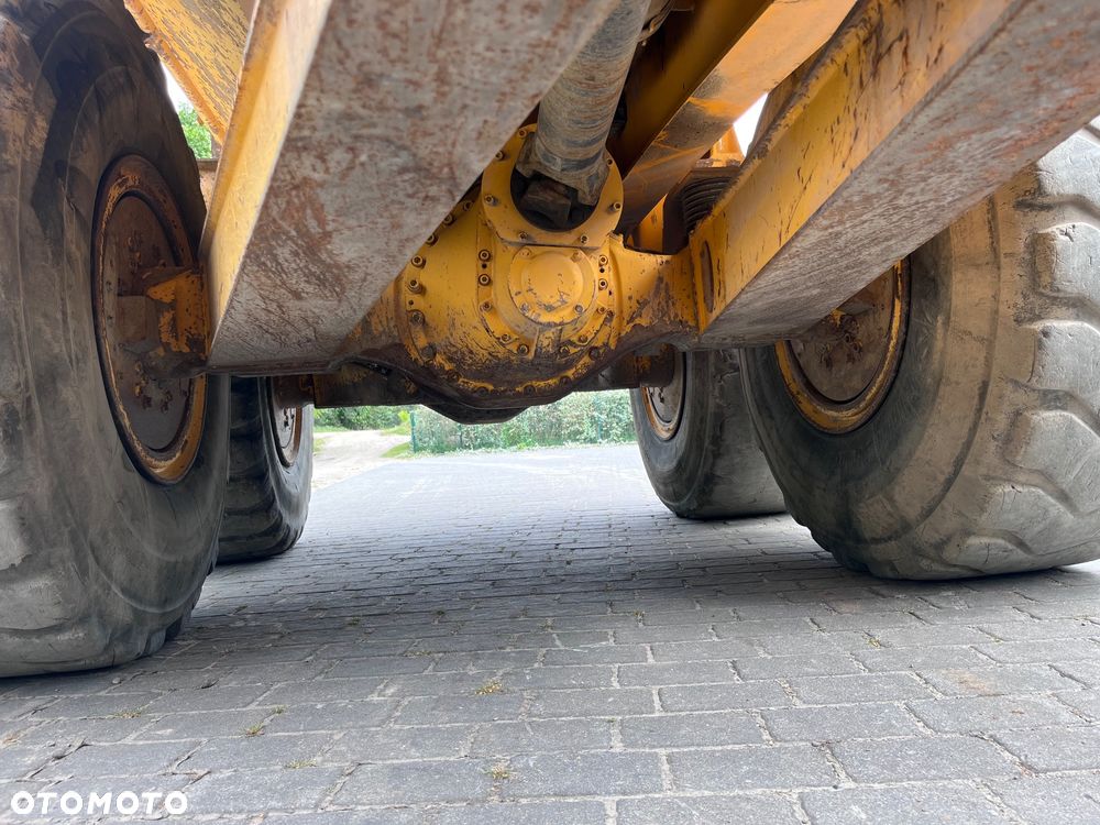 Volvo A25E - 11