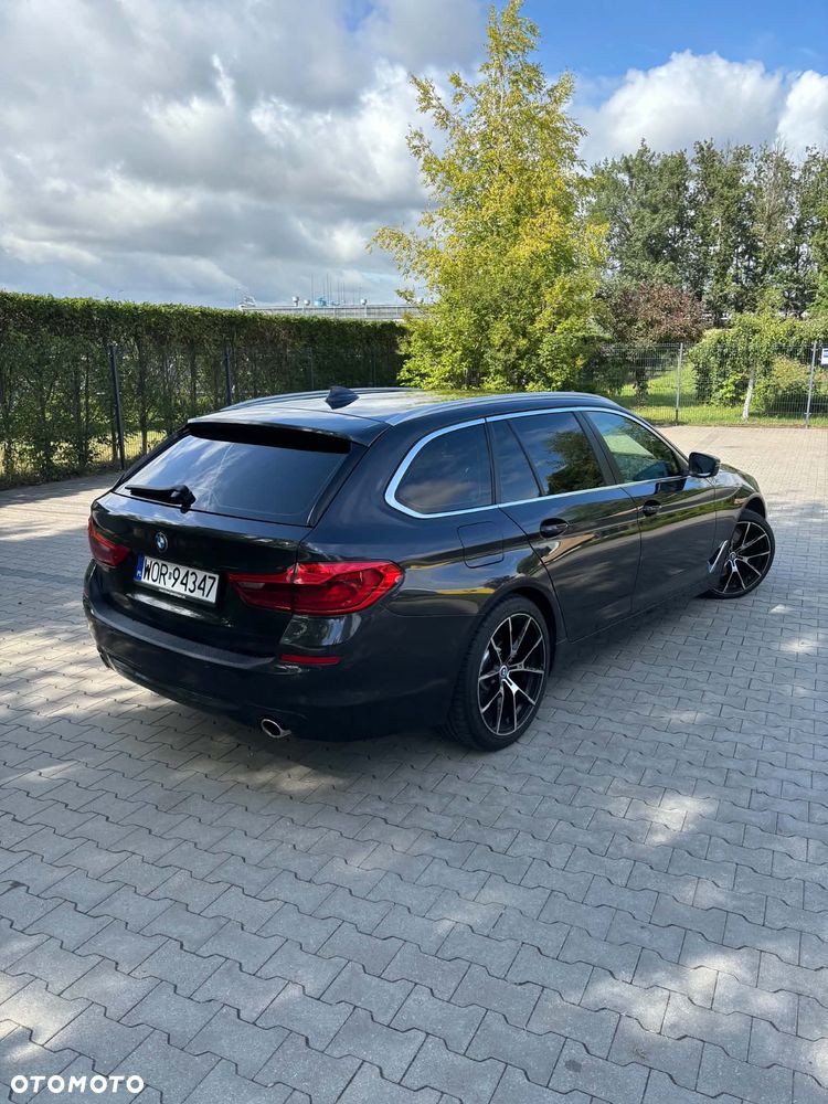BMW Seria 5 520d Luxury Line - 13