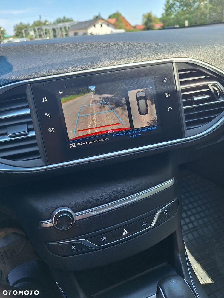 Peugeot 308 BlueHDi 130 EAT6 Stop & Start Allure - 15
