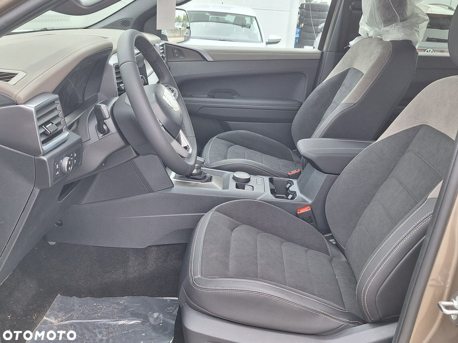 Volkswagen Amarok - 15
