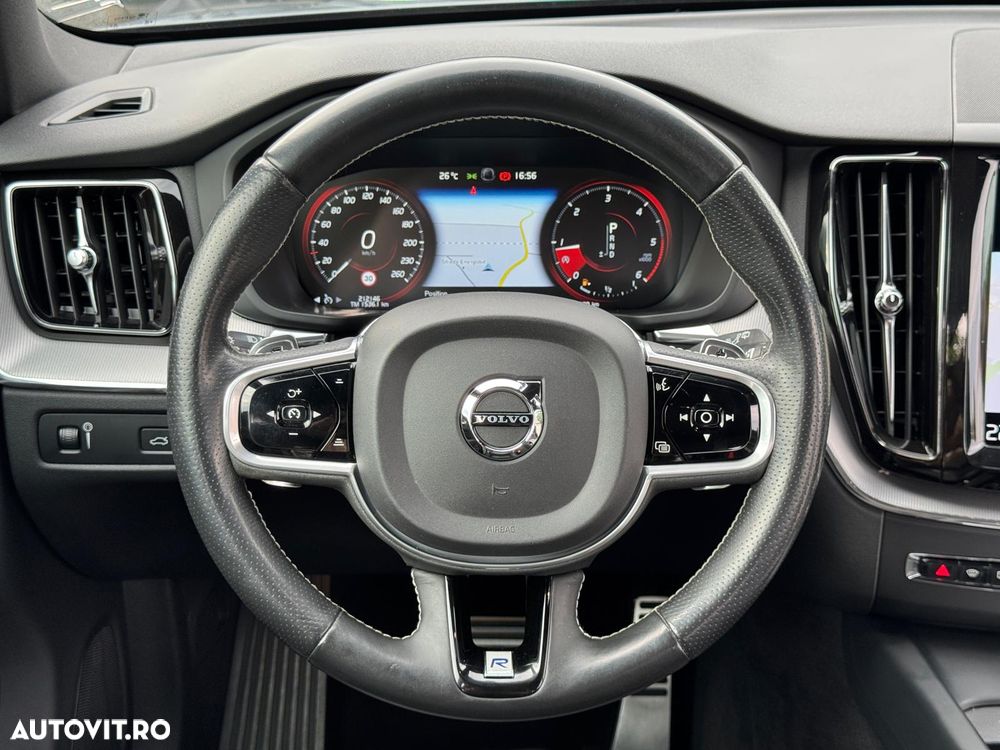 Volvo XC 60 D4 AWD Geartronic RDesign - 23