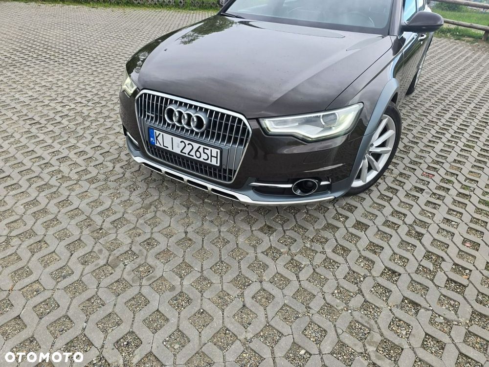 Audi A6 Allroad - 12