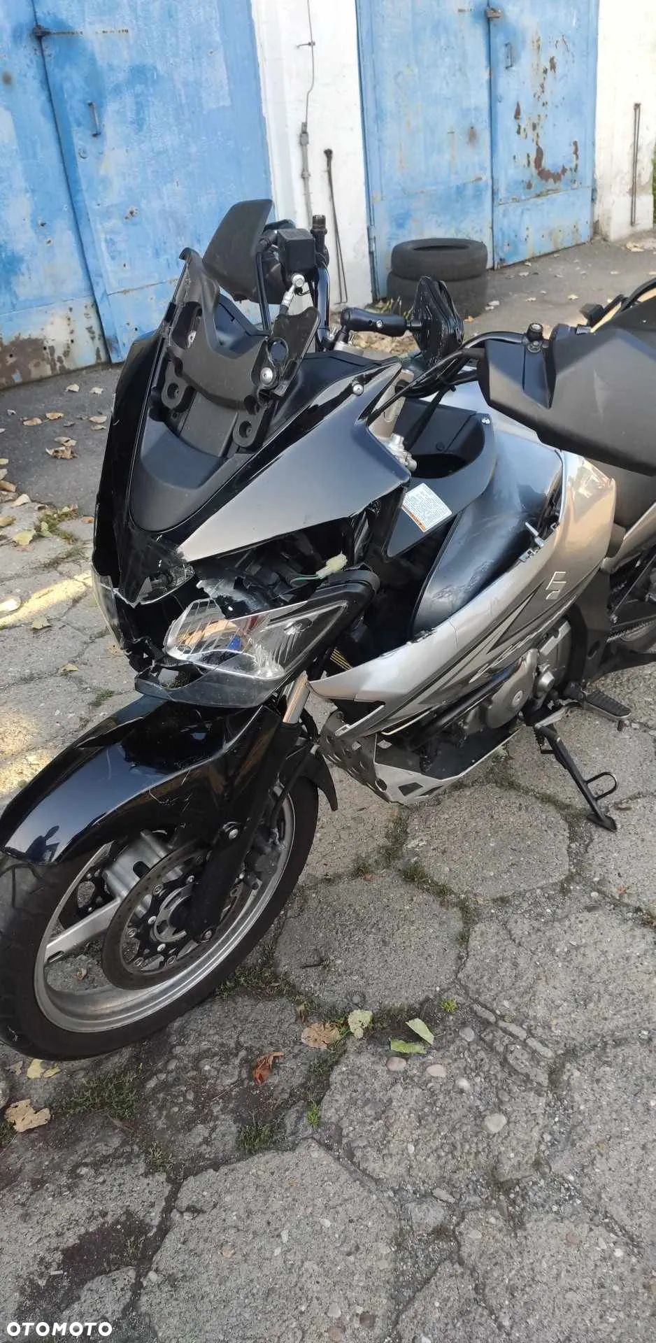 Suzuki V-STROM - 1