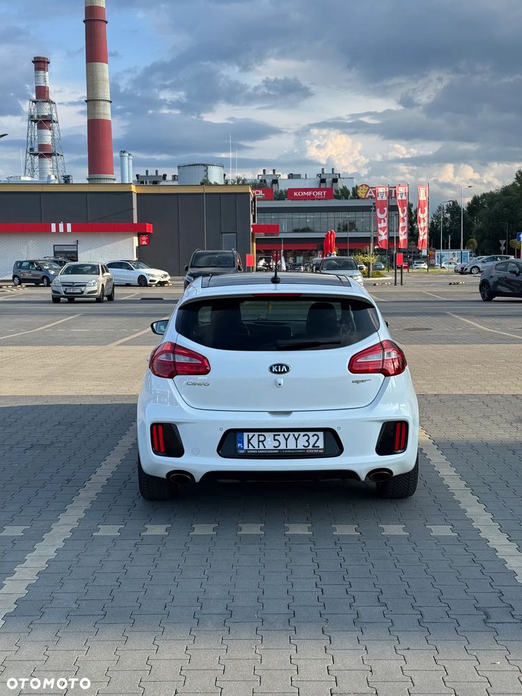 Kia Ceed 1.6 T-GDI GT - 5