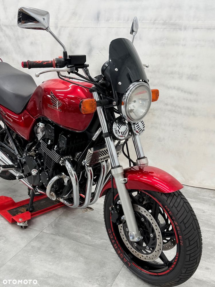 Honda CB - 10