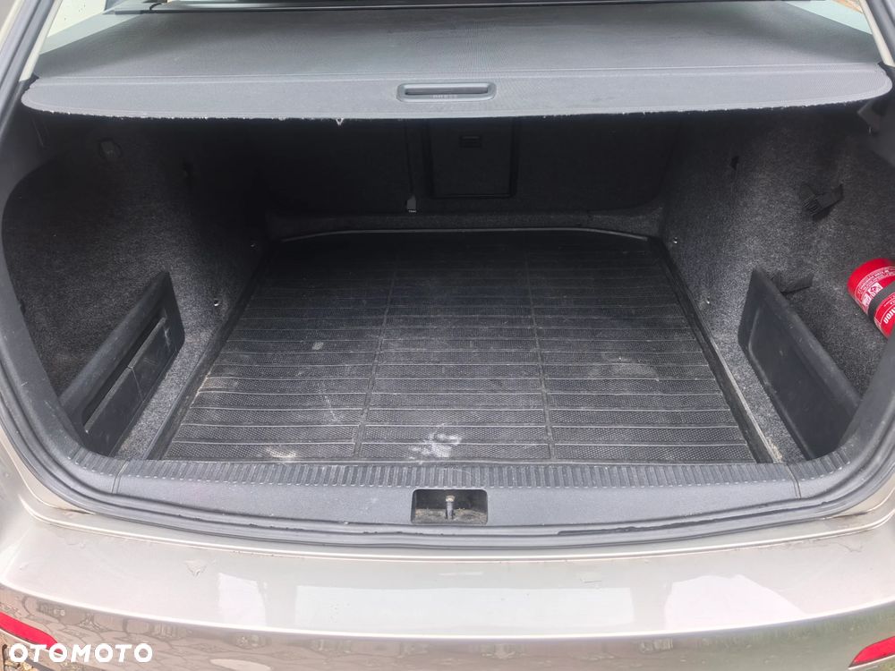 Skoda Octavia 1.2 TSI Ambiente - 8