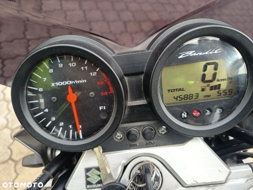 Suzuki Bandit - 4