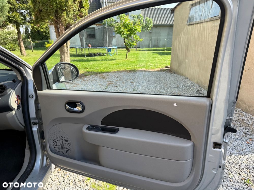 Renault Twingo 1.5 dCi Authentique - 13