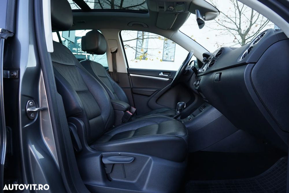 Volkswagen Tiguan 2.0 TDI DPF 4Motion BlueMotion Technology DSG Sport & Style - 16