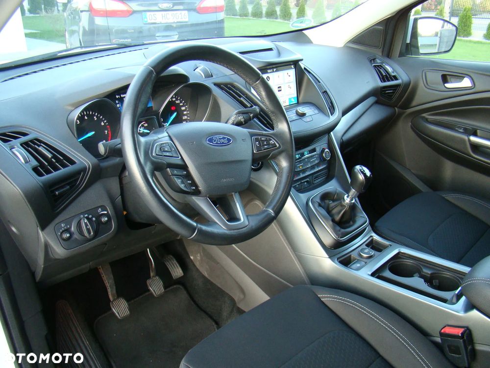 Ford Kuga 1.5 EcoBoost TITANIUM - 27