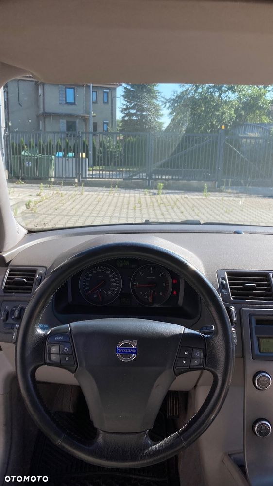 Volvo V50 1.6D - 12