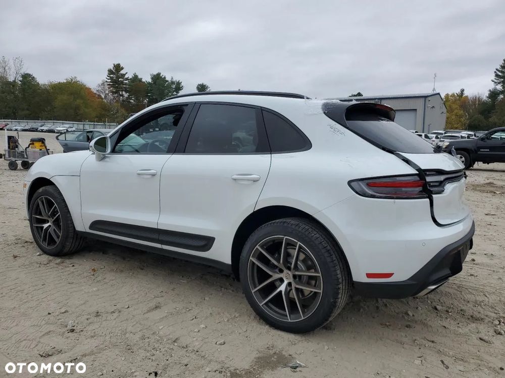 Porsche Macan - 3