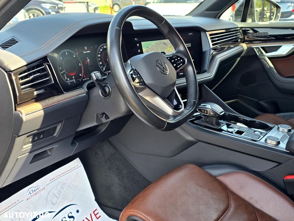 Volkswagen Touareg - 10