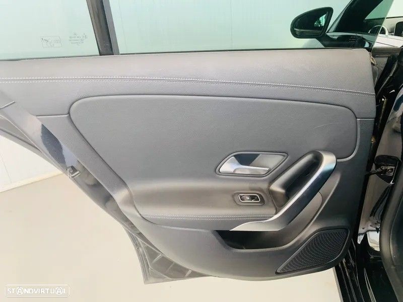 Mercedes-Benz CLA 180 d 7G-DCT Edition 1 - 32