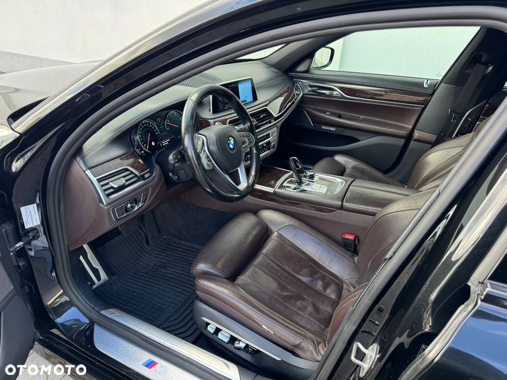 BMW Seria 7 730d xDrive - 14