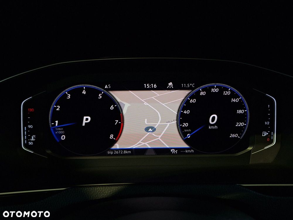 Volkswagen Passat 2.0 TSI Elegance DSG - 18