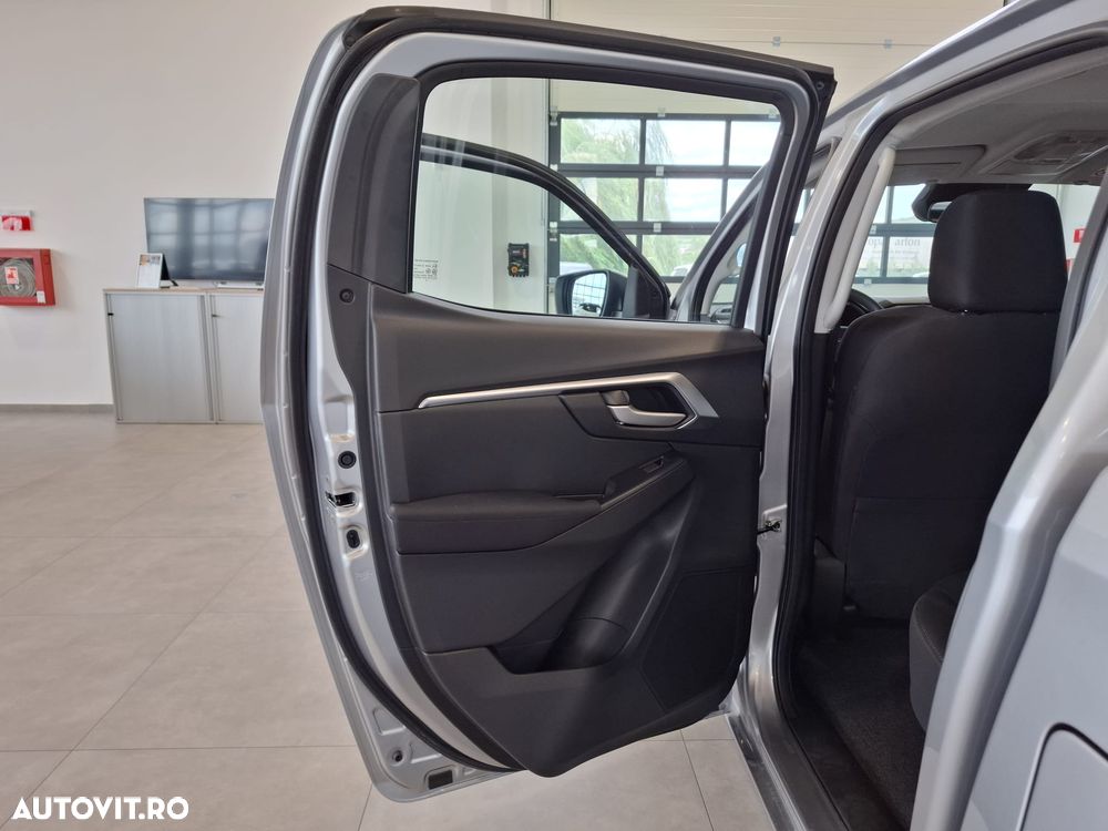 Isuzu D-Max 2.2 DSL 4x4 Double Cab 8AT Executive - 14
