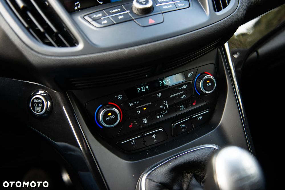 Ford Kuga 1.5 EcoBoost FWD ST-Line ASS - 36