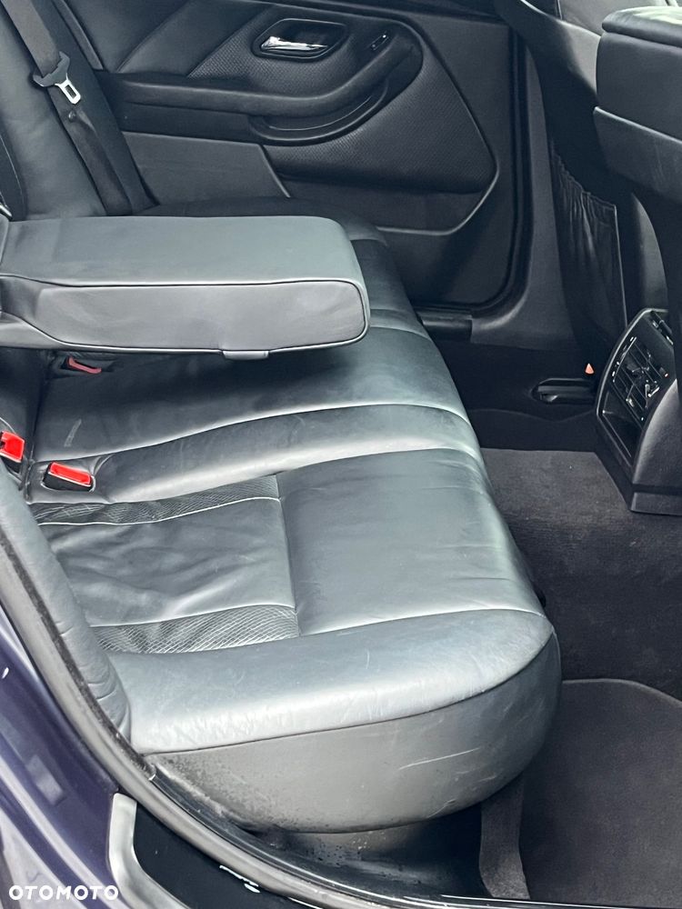 BMW Seria 5 - 35