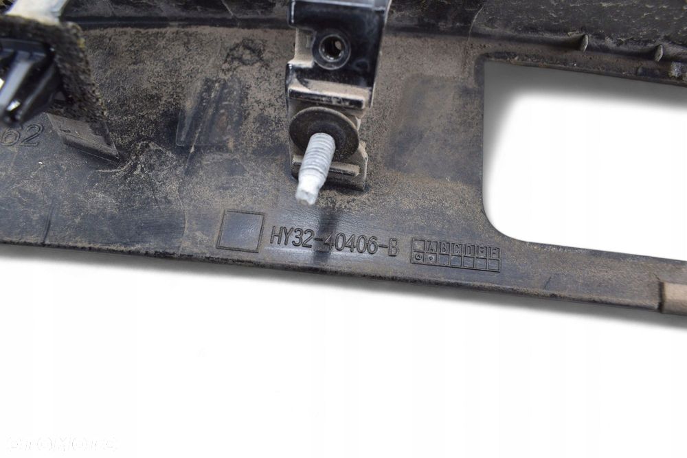 Listwa Blenda Przycisk Klapy Bagażnika LAND ROVER DISCOVERY V HY32-40406-B - 5