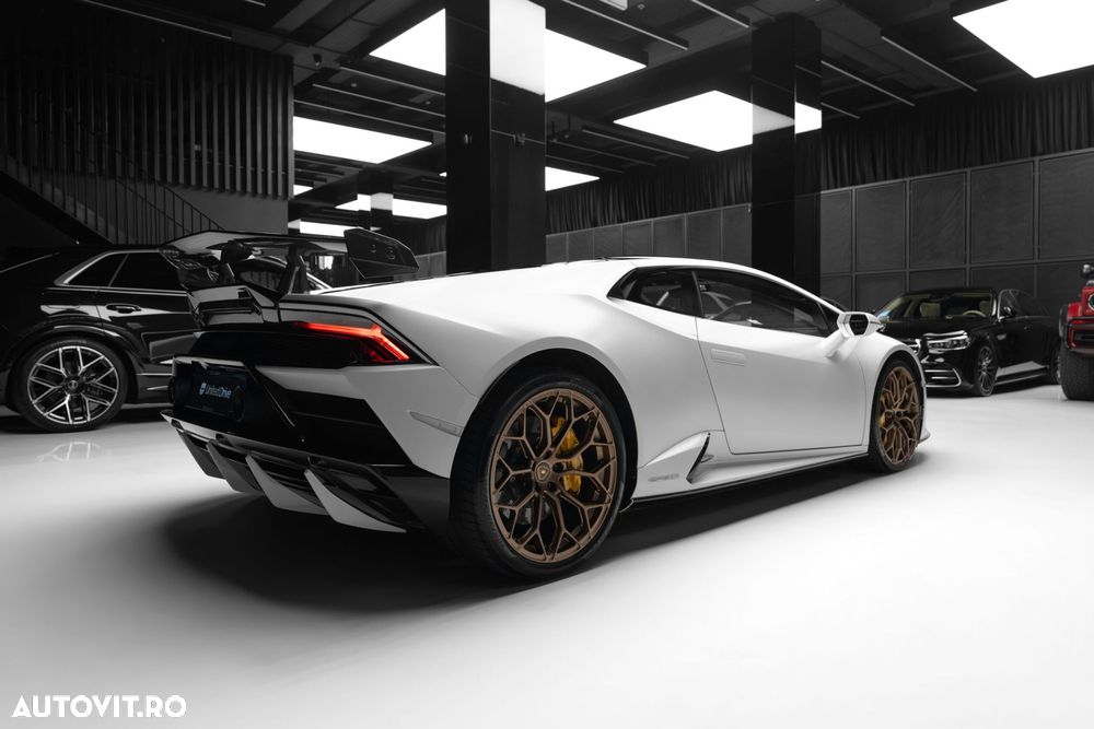 Lamborghini Huracan EVO - 10