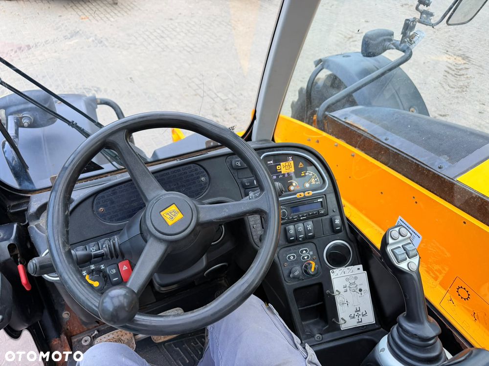 JCB 536-70 Agri Xtra - 20